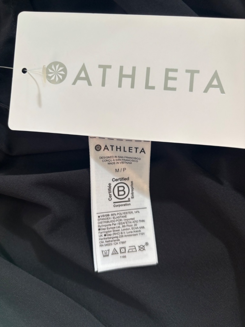 Athleta Everlasting Tank M/P in black - Picture 5 of 5